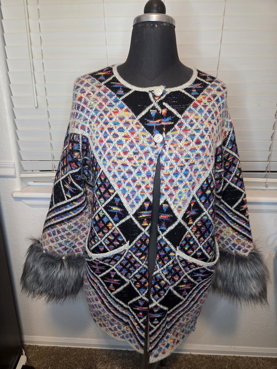 Kamana Sweaters - Multicolor Geometric Knit Cardigan with Faux Fur Cuffs